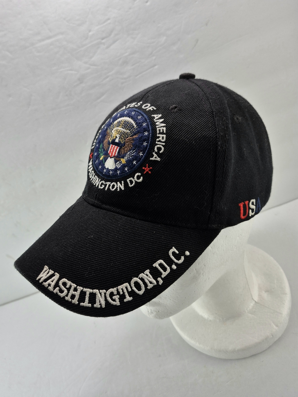 Presidential Great Seal Washington DC Souvenir Baseball Cap Hat Black Hook Loop